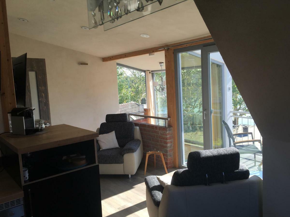 Schmuckkaestle Am Hafen Apartment วิสบาเดน ภายนอก รูปภาพ