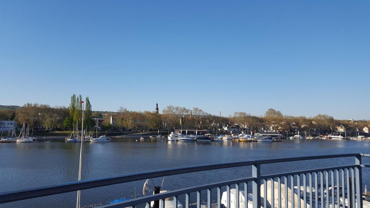 Schmuckkaestle Am Hafen Apartment วิสบาเดน ภายนอก รูปภาพ